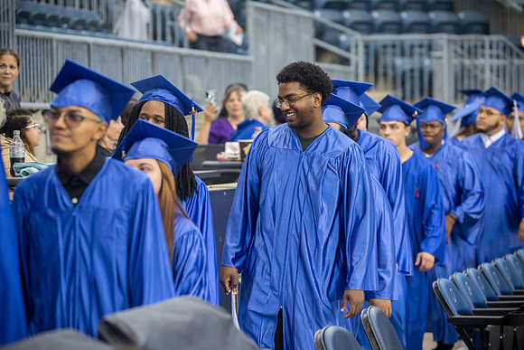 ATC_Grad24_0241