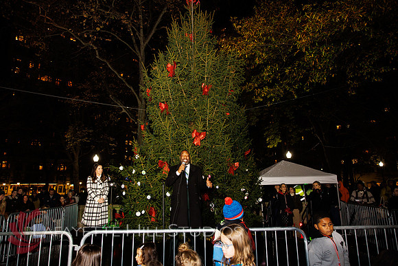 The Laurel on Rittenhouse Square Christmas tree lighting_0095