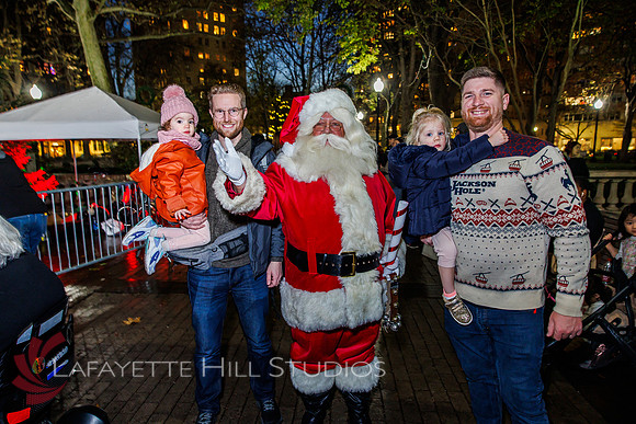 The Laurel on Rittenhouse Square Christmas tree lighting_0039
