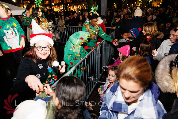 The Laurel on Rittenhouse Square Christmas tree lighting_0114
