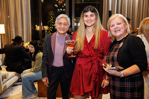 Laural-Holiday Party and Tree Lighting-Highlights0046