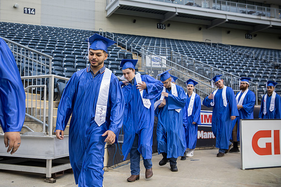 ATC_Grad24_0143