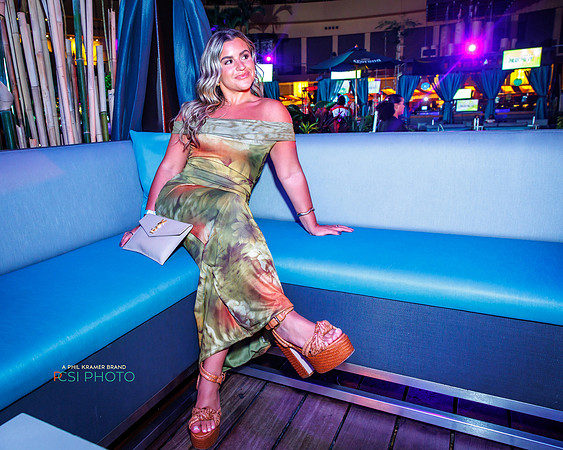 Philly Style-party-HarrisCasinoPoolAfterDark_0390