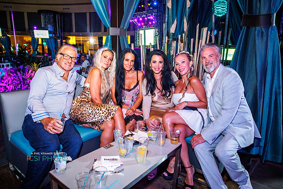 Philly Style-party-HarrisCasinoPoolAfterDark_0387