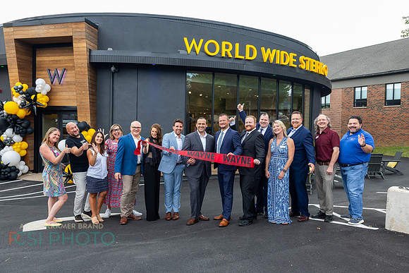 Worldwide Stereos Opening in Wayne_0040