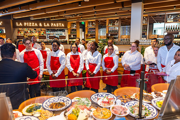 Eataly-Ribbon-cutting-Grandopening at KOP20251002_0049