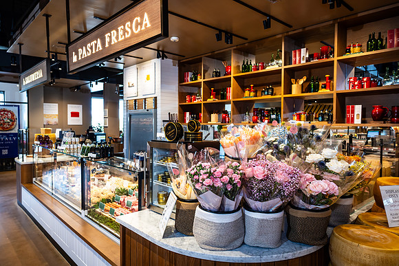 Eataly-Ribbon-cutting-Grandopening at KOP20251002_0073