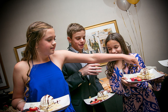 0243_M&O50th