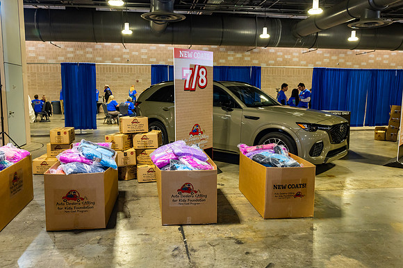 Driving away the cold- Coat Giveaway2025_0006