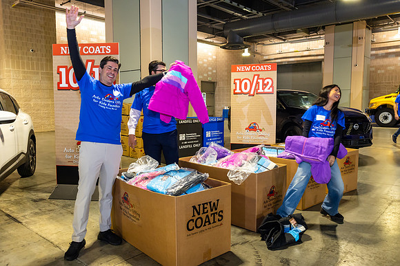 Driving away the cold- Coat Giveaway2025_0013