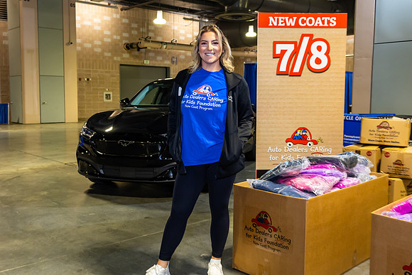 Driving away the cold- Coat Giveaway2025_0026