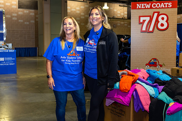 Driving away the cold- Coat Giveaway2025_0056