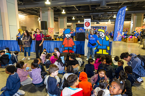 Driving away the cold- Coat Giveaway2025_0146