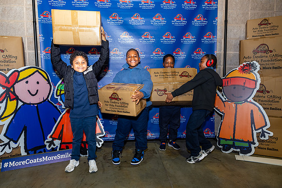 Driving away the cold- Coat Giveaway2025_0155