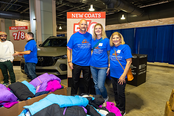 Driving away the cold- Coat Giveaway2025_0161
