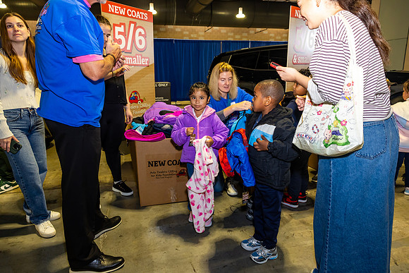 Driving away the cold- Coat Giveaway2025_0236
