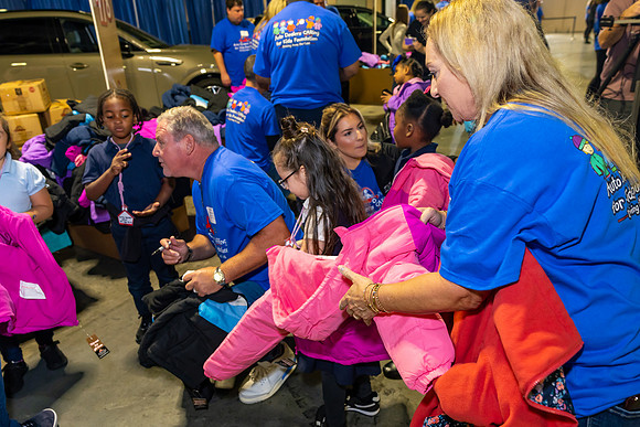 Driving away the cold- Coat Giveaway2025_0242