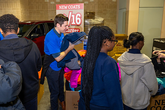 Driving away the cold- Coat Giveaway2025_0281