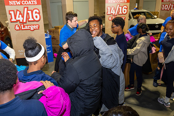 Driving away the cold- Coat Giveaway2025_0282
