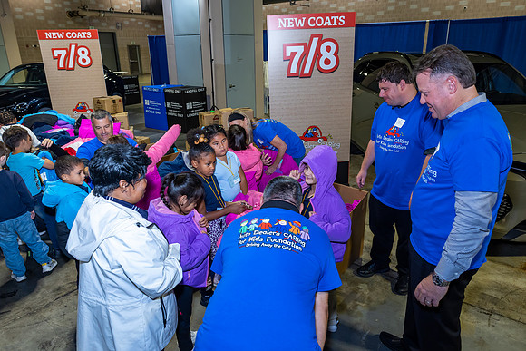 Driving away the cold- Coat Giveaway2025_0289