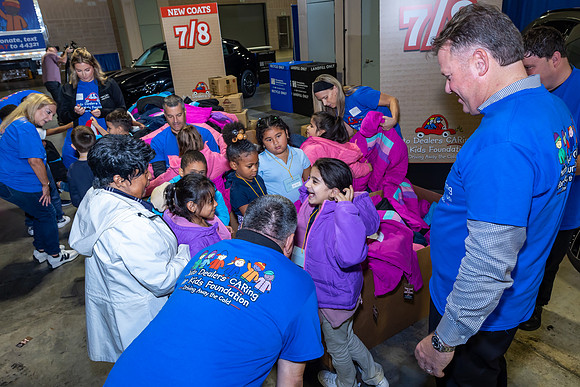 Driving away the cold- Coat Giveaway2025_0290