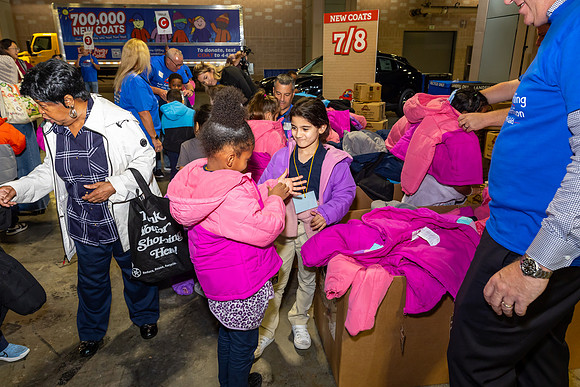 Driving away the cold- Coat Giveaway2025_0294