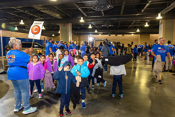Driving away the cold- Coat Giveaway2025_0304