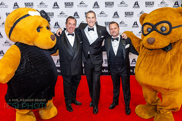 BlackTie Tailgate2026Red Carpet_0140
