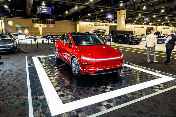Black Tie Tailgate Show Floor-Cars_2046