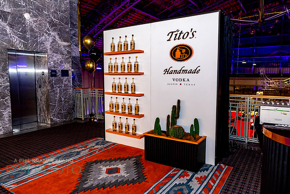 Black Tie Tailgate Show Floor-Cars_2147