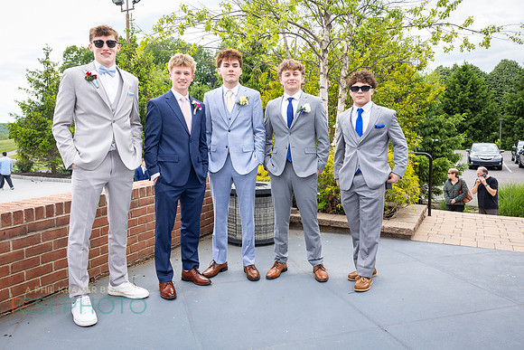 PW-Junior Prom pre-shoot2026_0004