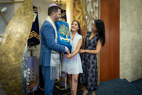 Mayer Ashley portrait highlights at Adath Emanu El_0068