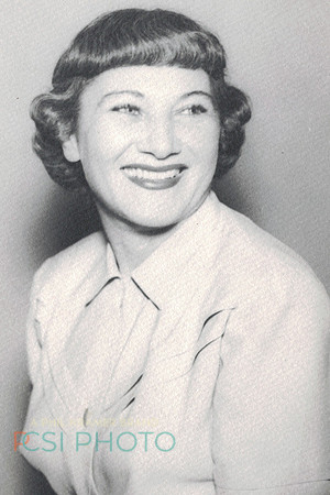 Gr-Mother-BW-Email-4x6_003-2