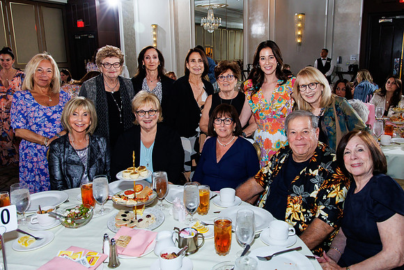 Family Matters Spring into Summer2023HL_0027