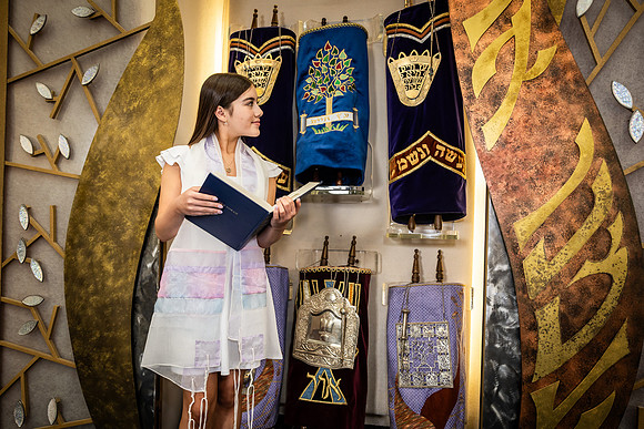 Mayer Ashley portrait highlights at Adath Emanu El_0093