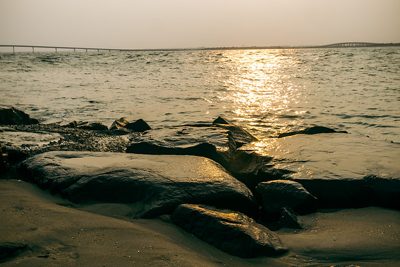 Shore-00902023_