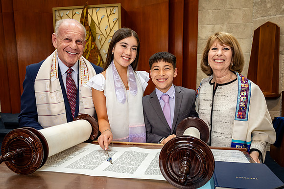 Mayer Ashley portrait highlights at Adath Emanu El_0085