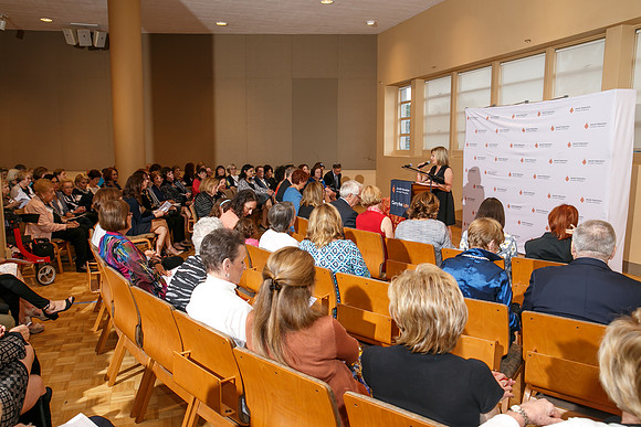 GJ- center Women of Vision0102