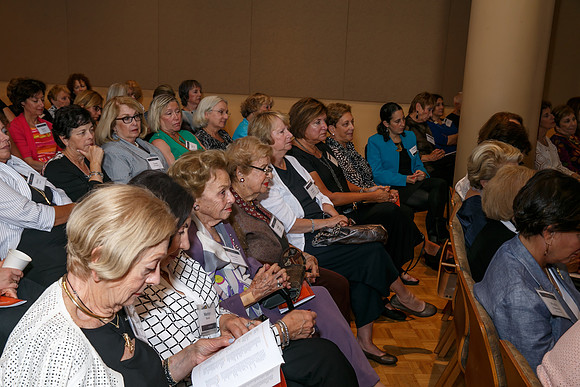 GJ- center Women of Vision0123