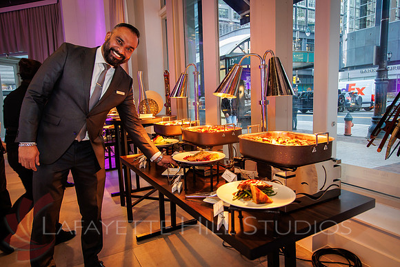 Marriott Phila-Tasting-costumers-vendors_0017