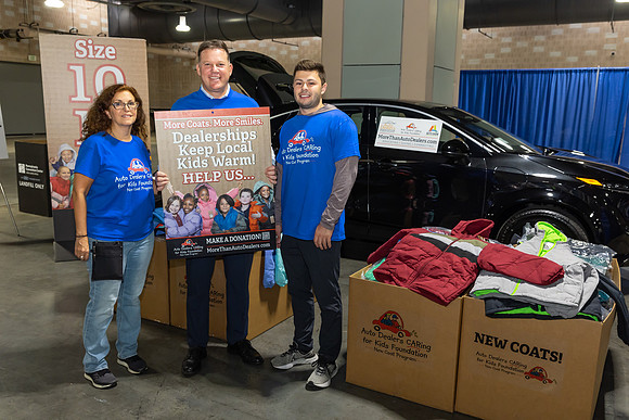 Coat giveaway2023Auto Dealers Ass__0020