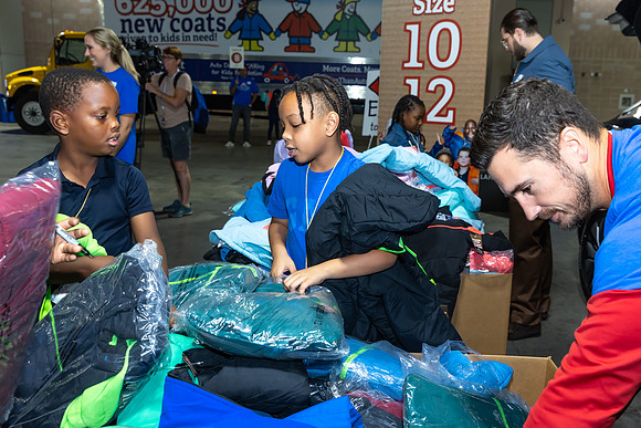 Coat giveaway2023Auto Dealers Ass__0046
