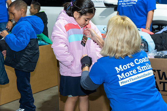 Coat giveaway2023Auto Dealers Ass__0049