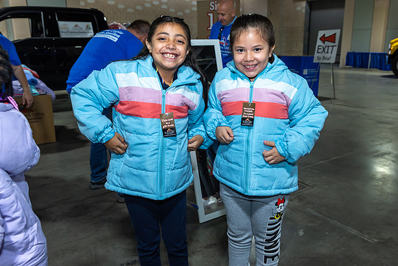 Coat giveaway2023Auto Dealers Ass__0066