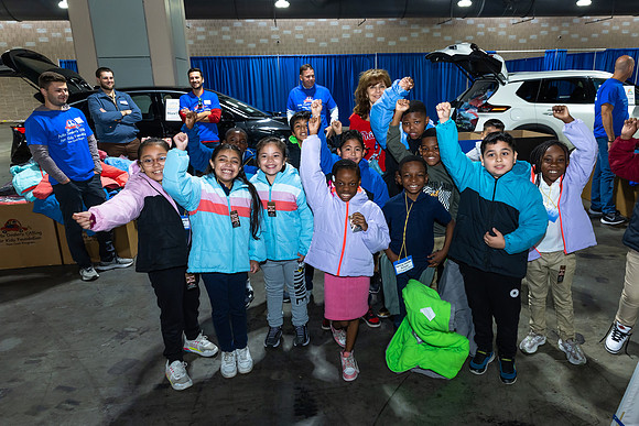 Coat giveaway2023Auto Dealers Ass__0075
