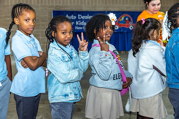 Coat giveaway2023Auto Dealers Ass__0107