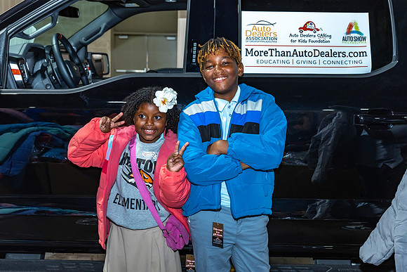Coat giveaway2023Auto Dealers Ass__0131