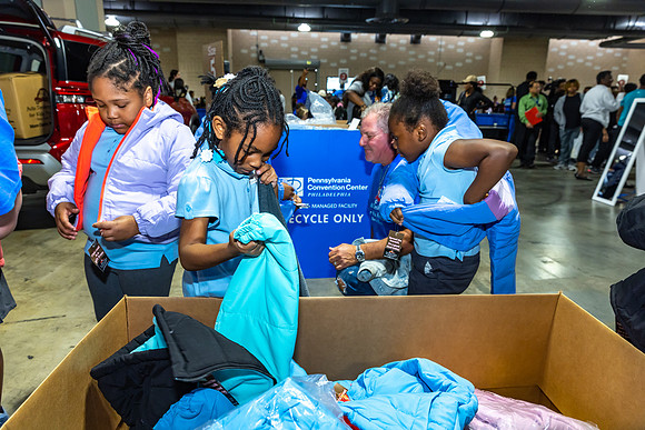 Coat giveaway2023Auto Dealers Ass__0136