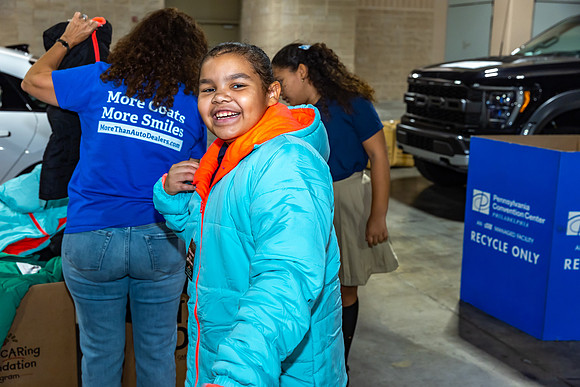 Coat giveaway2023Auto Dealers Ass__0140