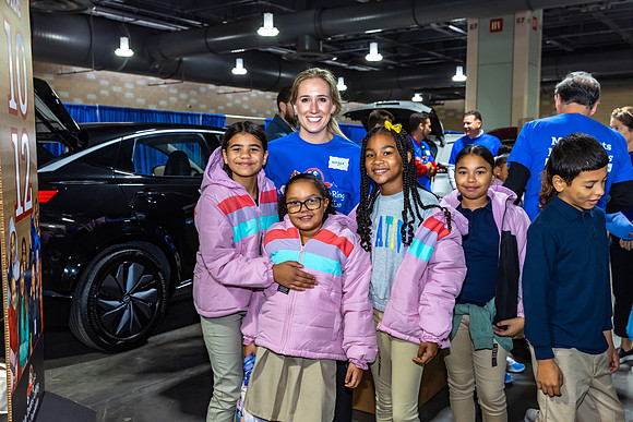 Coat giveaway2023Auto Dealers Ass__0145